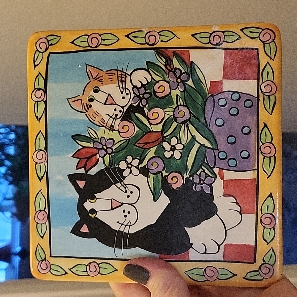 Handpainted Tile  "Catzilla" - Picture 2 of 5